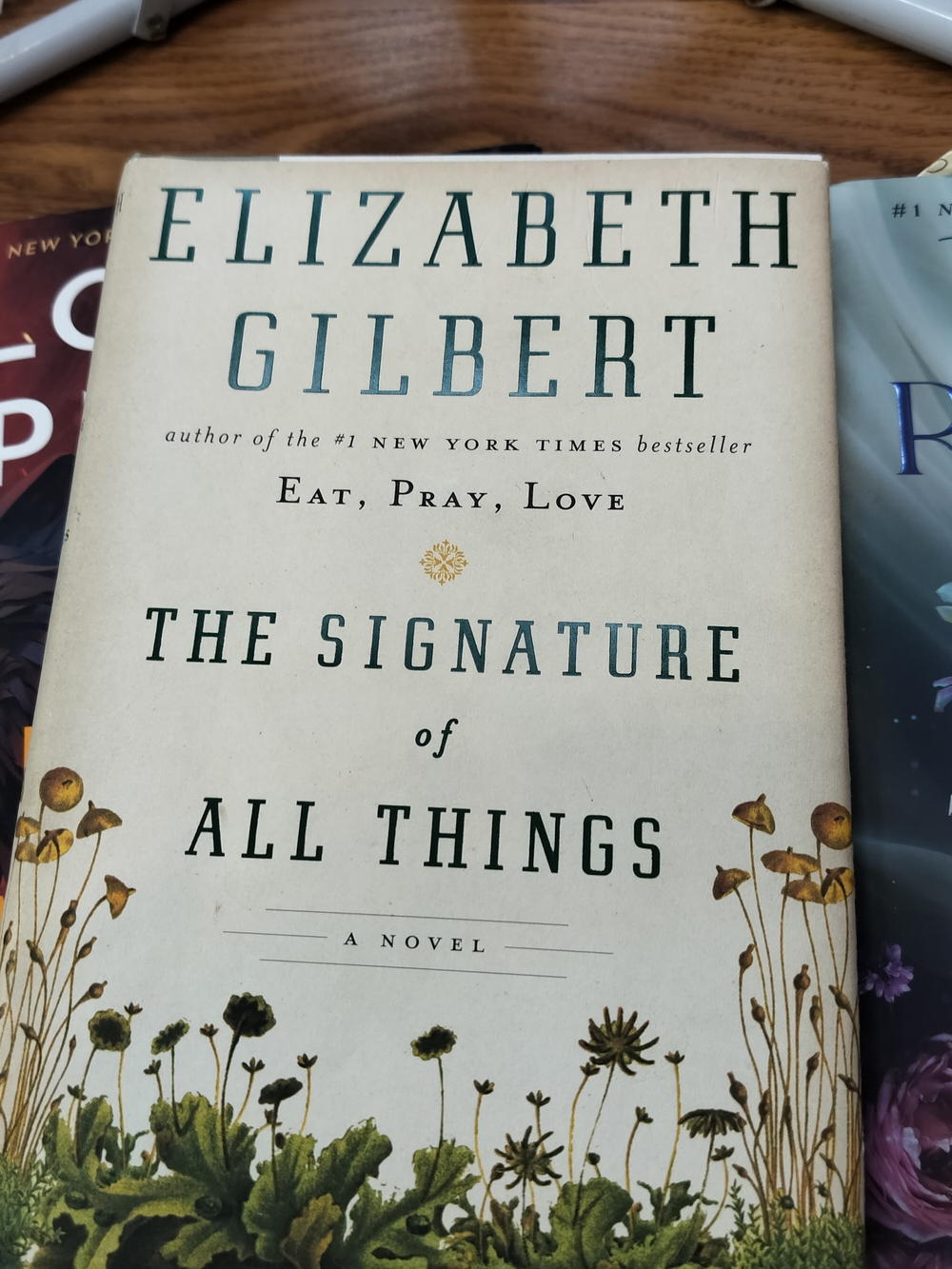 Elizabeth Gilbert "The Signature of All Things" - Cream & Green Cover